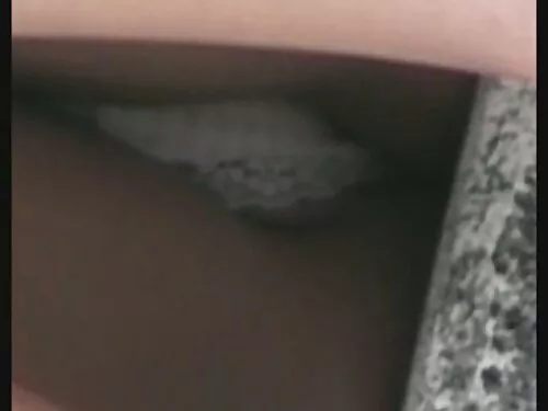 بالإصبع مع ميشيل بون ...